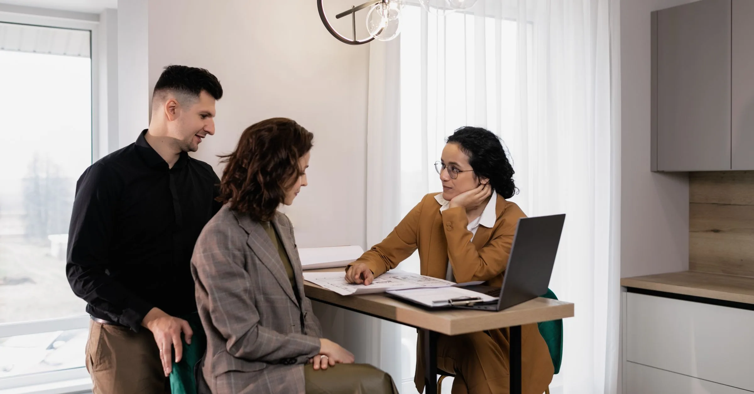 Real estate agent following up with buyers generated through Dubai lead campaigns