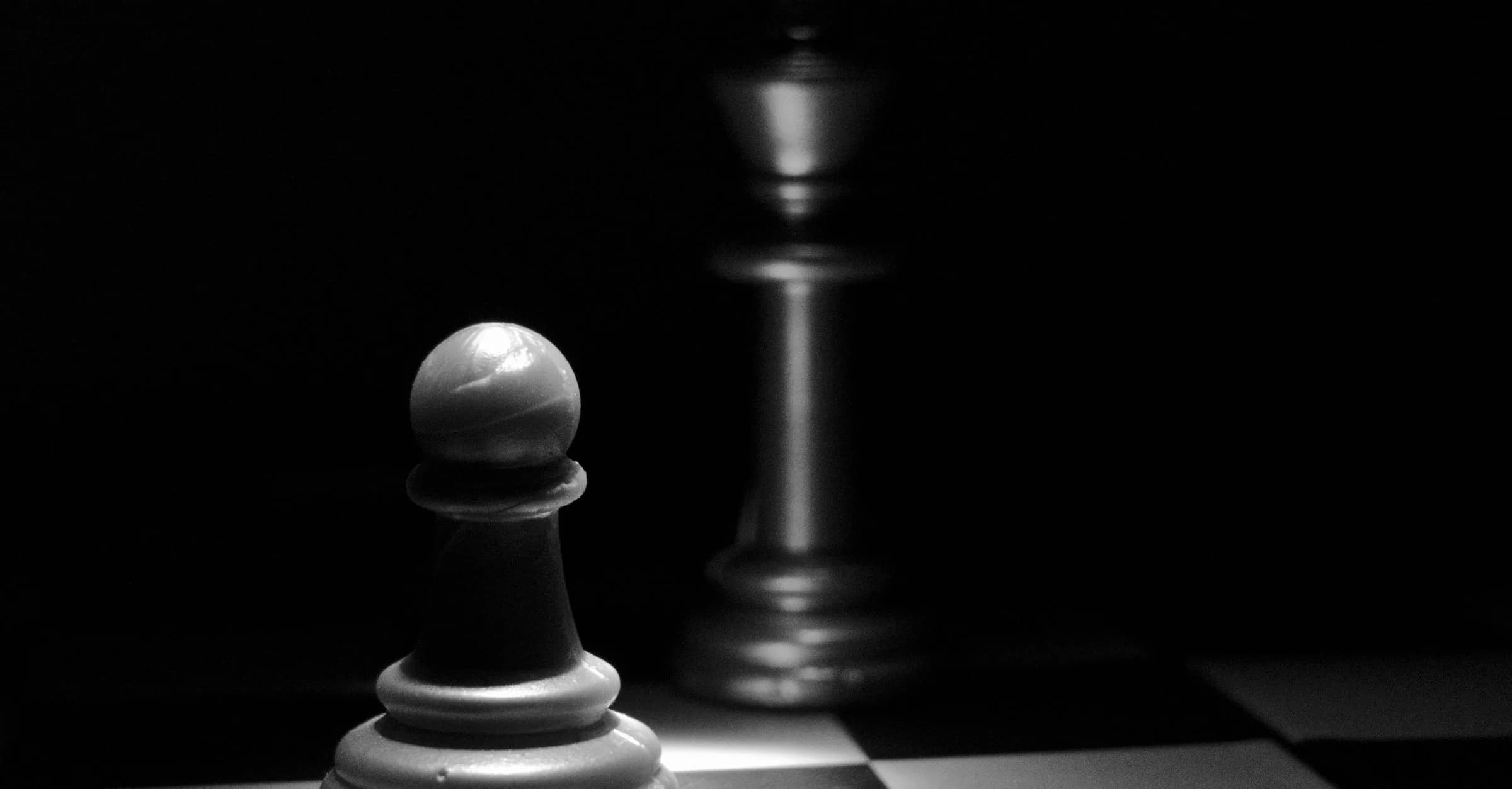 LeadNudge compared with Kommo for UAE teams